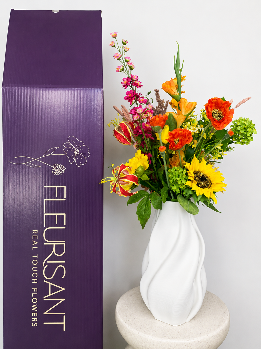 Real_touch_seidenblumenstrauss_Lina_mit Versandkarton von_Fleurisant