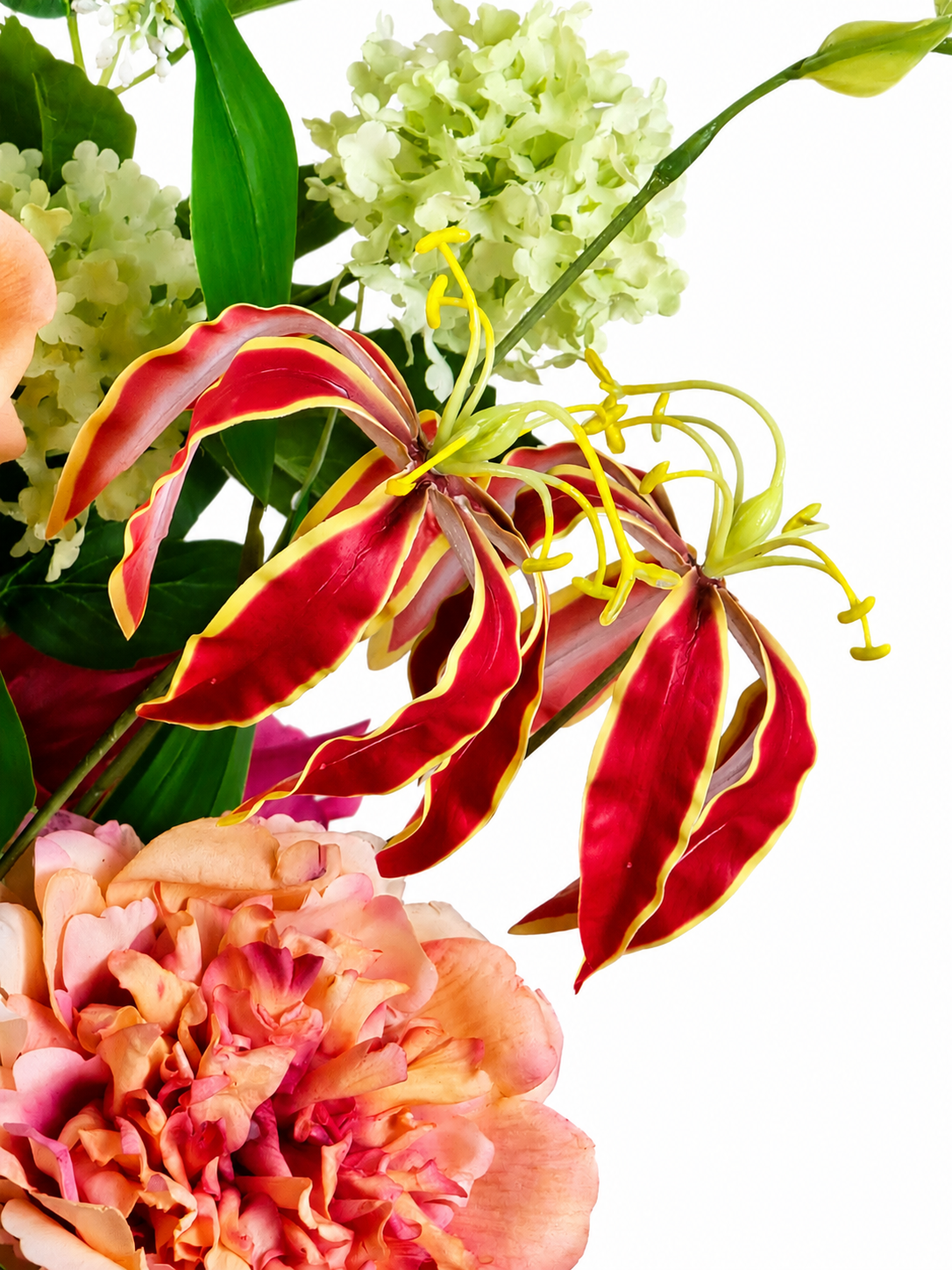 arbenfroher Seidenblumenstrauß Milou mit rosa, orangefarbenen und violetten Kunstblumen
