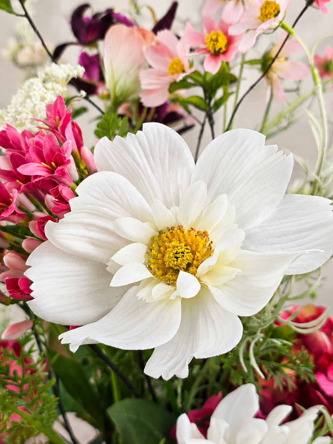 Seidenblumenstrauß Nea